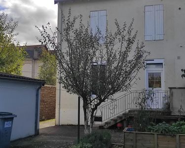 Vends maison 7 pièces 140 m2 avec jardin terrasse sur 5 ares