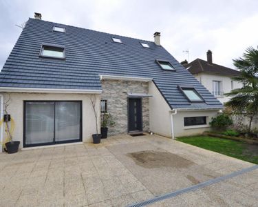 Maison 7 pièces 177 m²