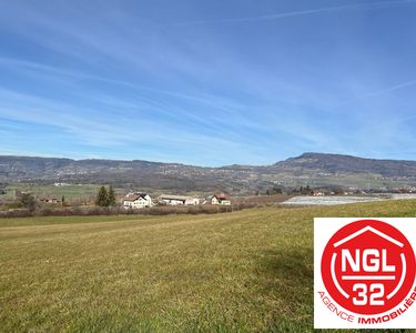 Terrain 4194 m² Cercier