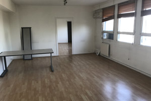 Immobilier professionnel Vente Troyes  82m² 59000€