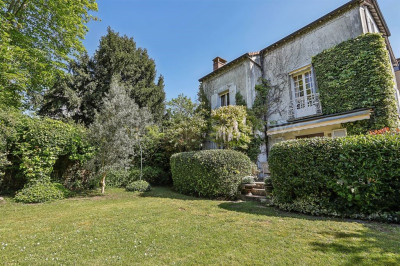 Maison 8 pièces 205 m²