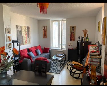 Appartement F3 centre Dormans 