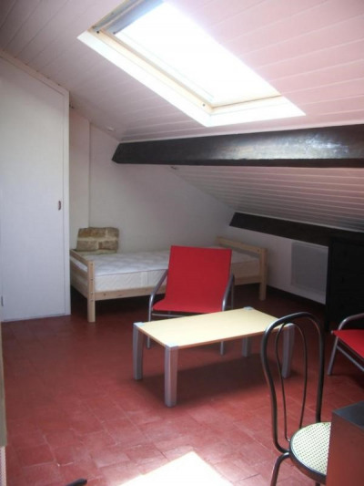 Studio 1 pièce 20 m² 