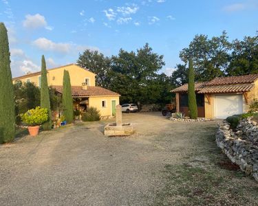 Entre Vallaurie et Grignan mas provençal 