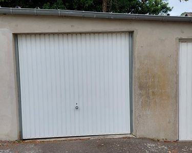 Vente d'un garage extérieur fermé bétonné quartier hippodrome accès 24h/24