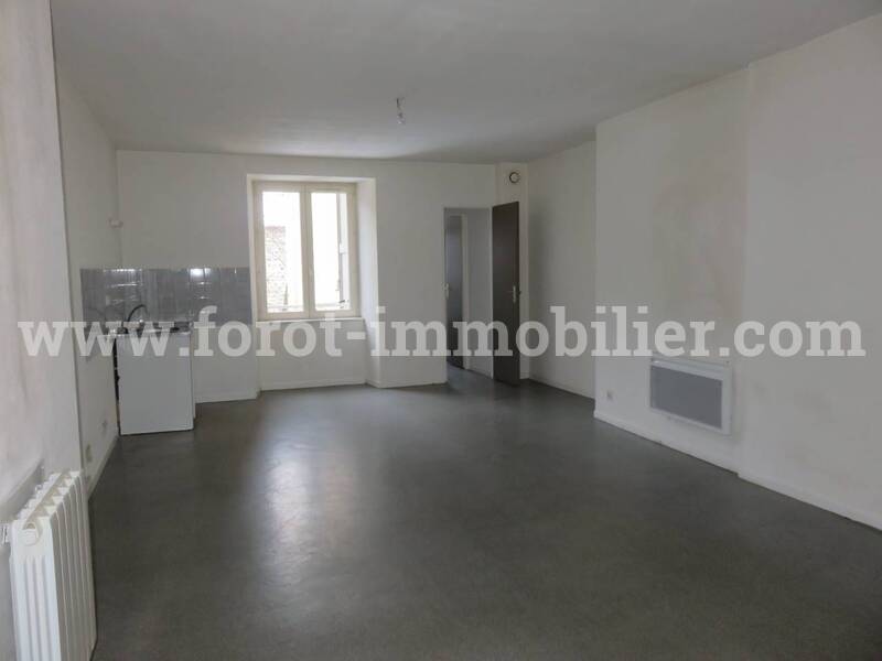 Location Appartement 53 m² à Le Cheylard 350 € CC /mois