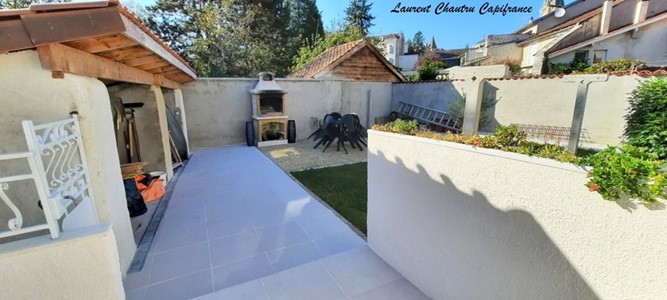 Maison Vente Château-l'Évêque 4p 105m² 163000€