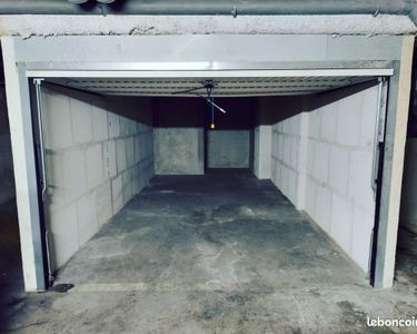 Parking - Garage Vente Bobigny   60000€