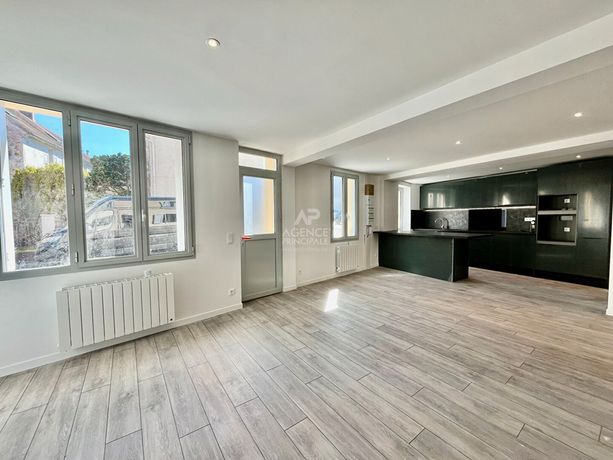 Maison 6 pièces 160 m²