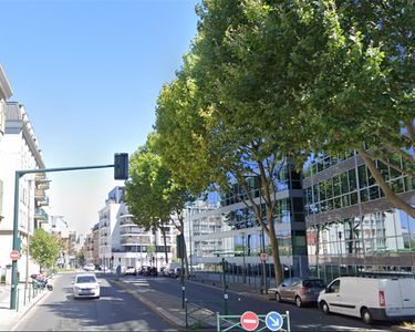Local commercial 120 m² COLOMBES