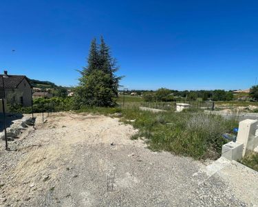 Terrain 210 m² Mallemort 