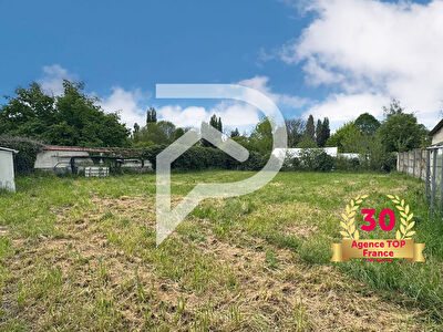 Terrain Vente Rouvres  678m² 89900€