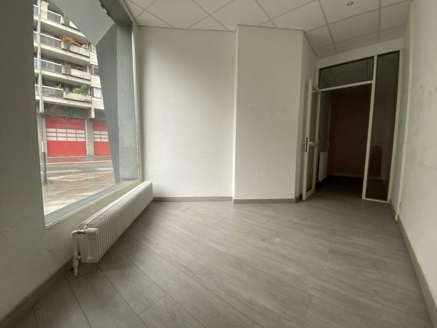 Local commercial 69 m²