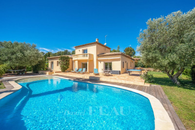 Sanary-sur-Mer - Maison familiale avec piscine