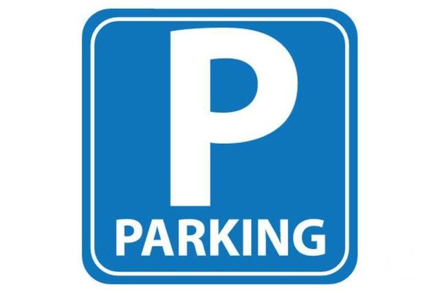 Parking 12 m²