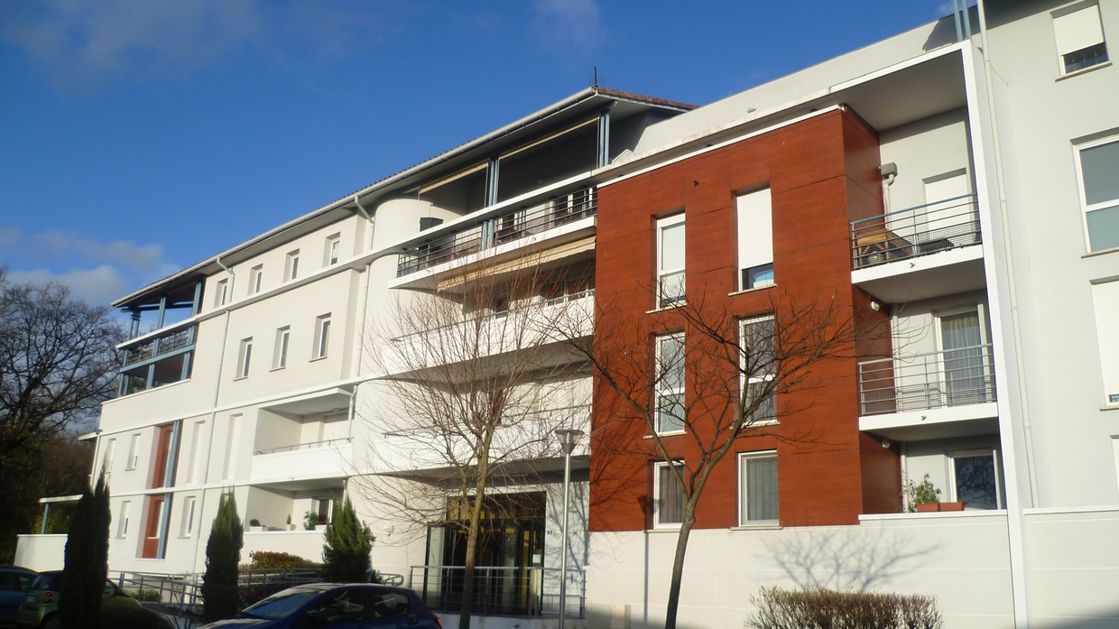 Appartement T5 avec Terrasse et 2 garages