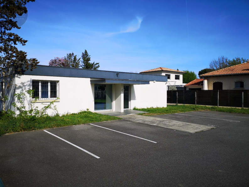 Bureau 292 m²