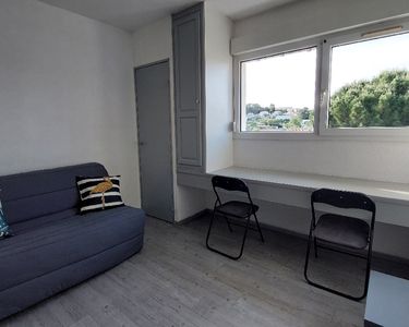 Studio 18m2 30900 nimes 