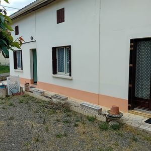 Maison de plein pied sur 878 m2 , quartier calme à NOGARO.