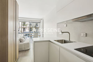 Appartement Location Paris 7e Arrondissement 1p 15m² 1350€