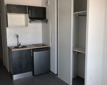 Studio 1 pièce 18 m²