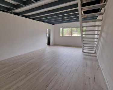 Bureaux de 340 m2 proche dothemarre