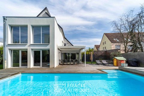 Maison d'architecte avec piscine