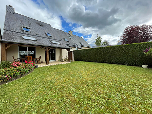 A VENDRE ! SAINT-GREGOIRE - MAISON de 91m2 habitables / 3 CHAMBRES / 275 m2 de parcelle / JARDIN CLO