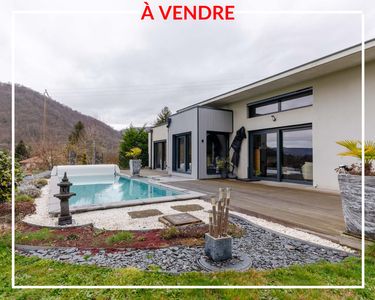 CHIRENS Villa de plain-pied 5 pièce(s) 133 m2