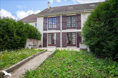 Maison 8 pièces 135 m²