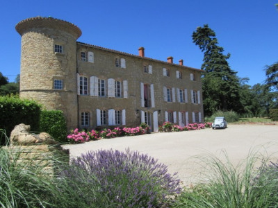 Château 21 pièces 542 m² 