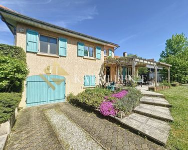 Maison 6 pièces 130 m²