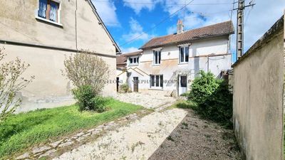 Maison Neuf Saint-Piat 6p 125m² 159000€