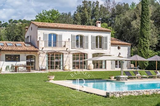 Villa 7 pièces 350 m²