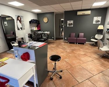 Fonds de commerce coiffure 59 m2