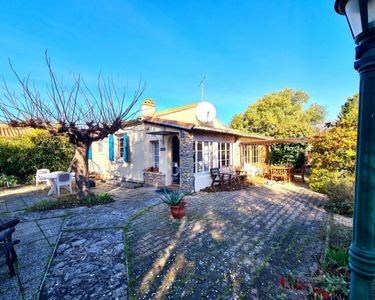 Maison plus gîte avec piscine