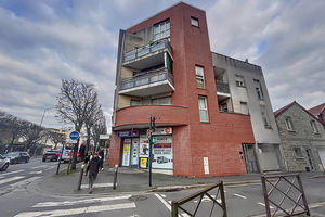 Local commercial Argenteuil 49.01 m2