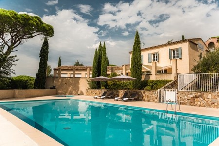 Les Bastides de Grimaud -83- - Tourisme - GARDEN et CITY