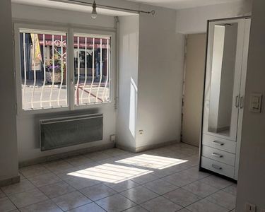 Studio 1 pièce 20 m²