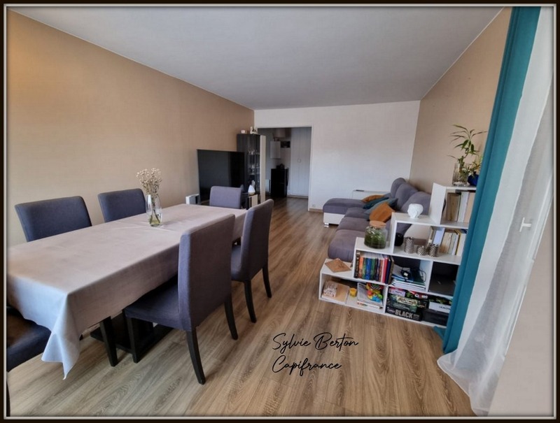 SEVRAN Les Sablons - appartement T4 - 85 m2 avec cellier et place de parking