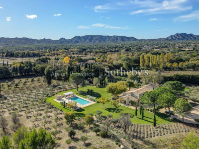 Le Domaine des Alpilles, Luxueuse propriété avec court de tennis 