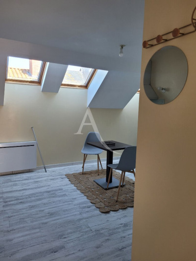 Studio 1 pièce 24 m²