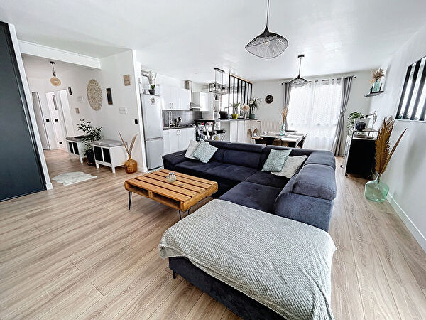 A vendre Appartement de 3 pieces de 75 m2 a Plaisir - Quartier des Sablons