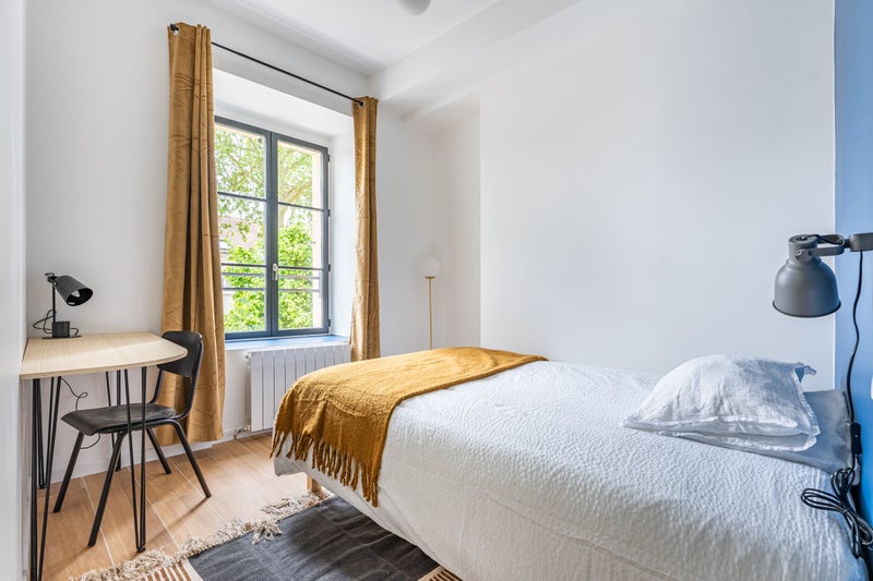 Grande chambre en Coliving intergénérationnel 