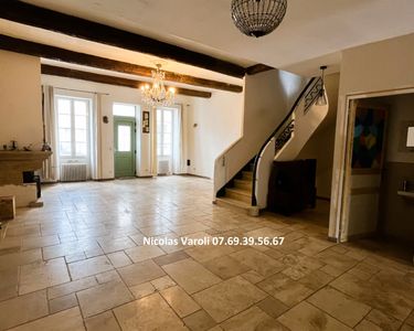 Maison de village 7 pièces 225 m²