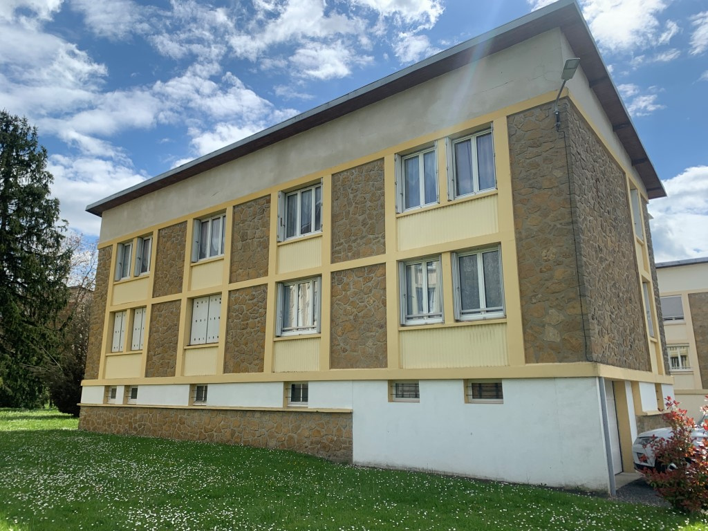 EN VENTE - GARCHIZY - APPARTEMENT  F3/F4 avec garage