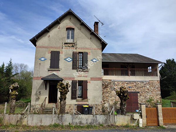 Maison en pierre Masseret