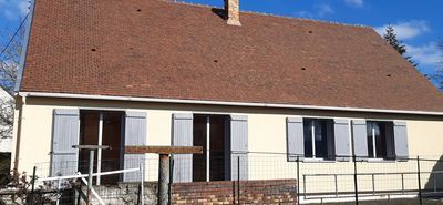 Maison, de plain-pied sur 900 m² de terrain