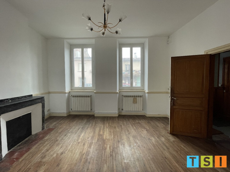 Appartement rénové 1 pièce 31 m²