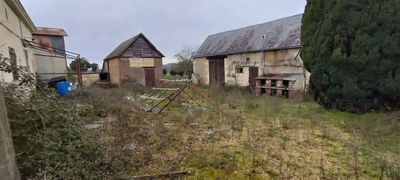 corpsde ferme avec dépendances